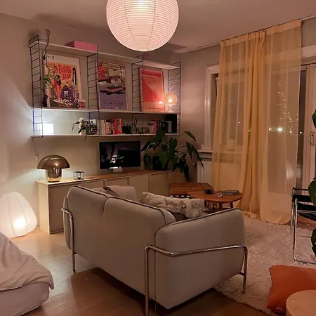 Cosy In A Quiet, Neighborhood